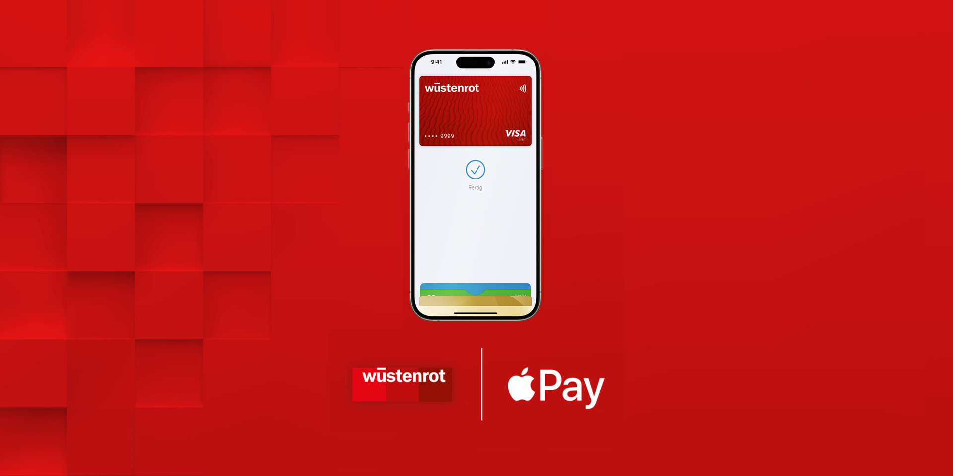 Auf einem roten Kachelhintergrund ist ein iPhone zu sehen auf welchem die Wallet geöffnet ist und die Wüstenrot Bankkarte für die mobile Bezahlung zu sehen ist.