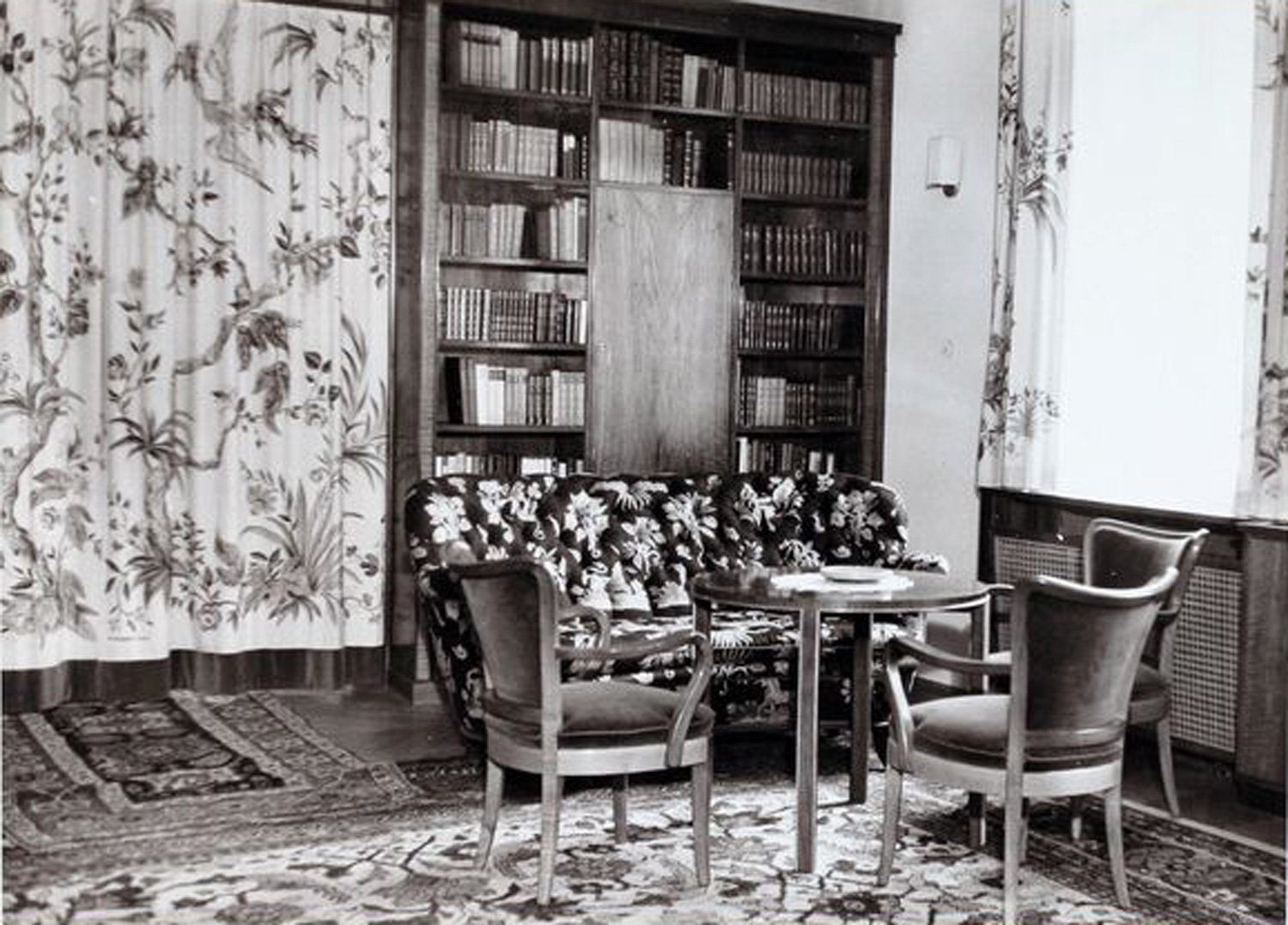 Blick in ein Wiener Wohnzimmer aus den 1930er-Jahren