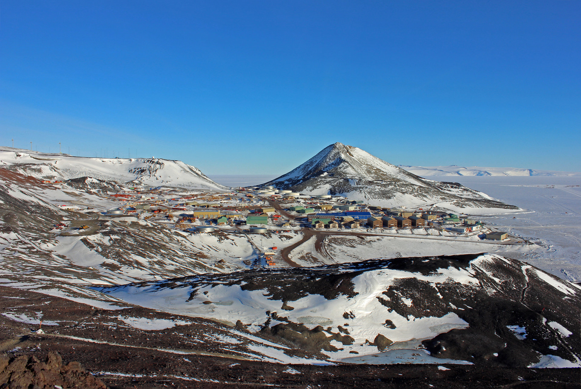 Eine Landschaftsaufnahme von einem kalten Ort auf der Erde