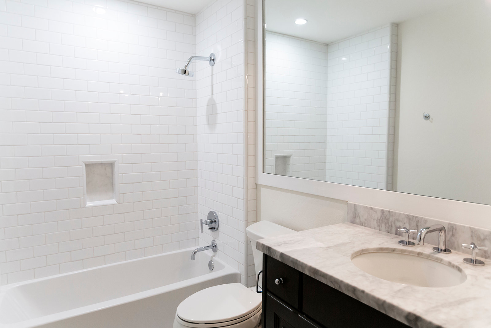 Ein sehr schickes Bad - und schön verfliest ©  iStock/contrastaddict