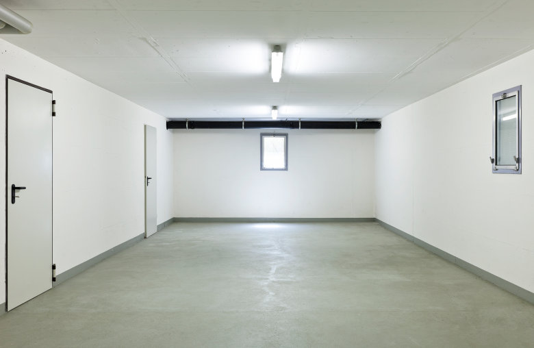 Die Garage, die zur Werkstatt werden soll (© iStock I piovesempre)