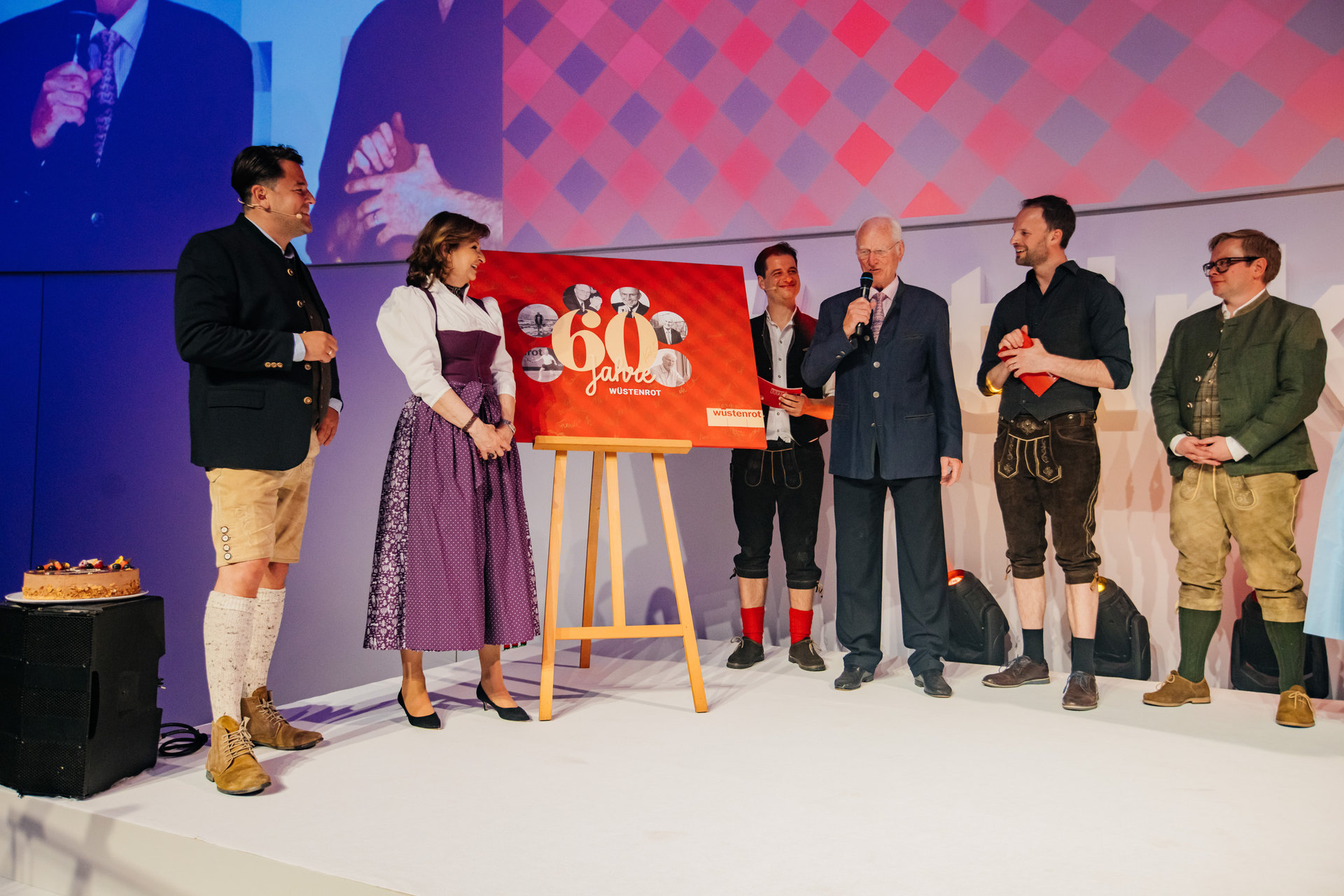 Die emotionale Sonderehrung von Dr. Herbert Walterskirchen für 60 Jahre Wüstenrot