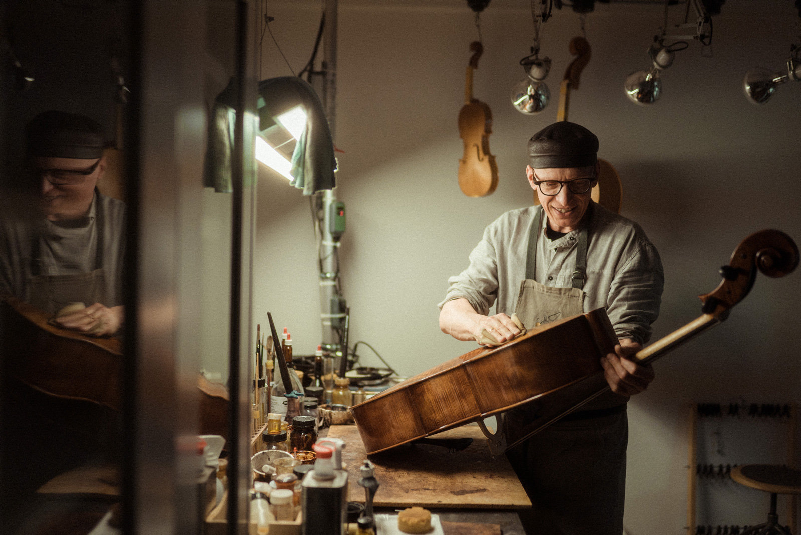 Ein Höhepunkt ist das Lackieren ©johannes pfau