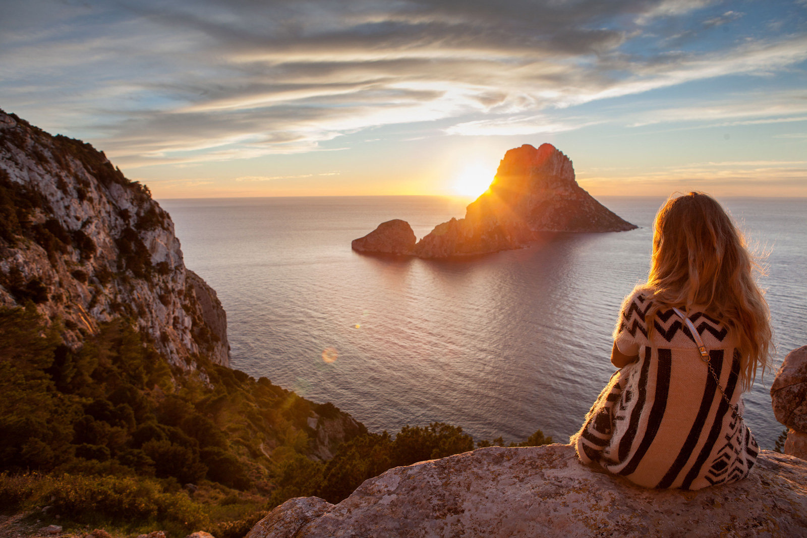 1084141006 Intensiv erleben: Sonnenuntergang auf Ibiza